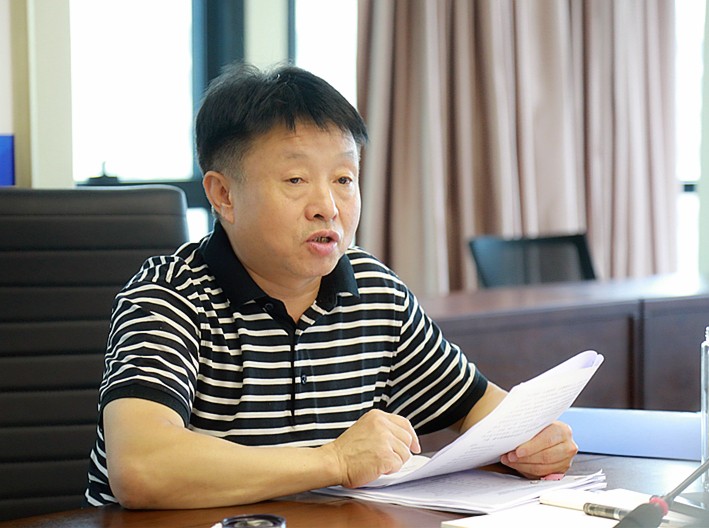 壹定发集团党委（扩大）会转达学习“不忘初心、切记使命”主题教育聚会精神