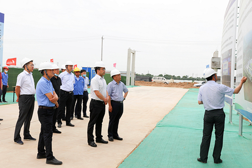 省国资委党委委员、副主任李凯到壹定发集团调研指导事情